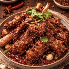 羊蝎子（ヤンシェズ）鍋