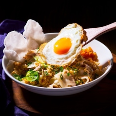 豚肉のピリ辛レタスチャーハン