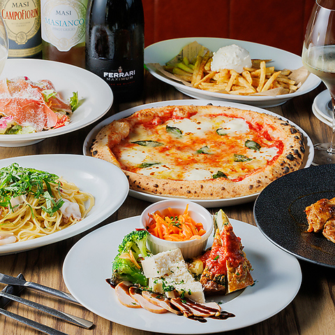 種類豊富な料理・ドリンクをご用意♪コースのご利用もお待ちしております！