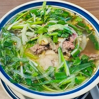 ベトナム料理★牛骨の旨味が凝縮された、特製牛肉フォー