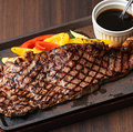 料理メニュー写真&nbsp;黒毛和牛の鉄板サーロインステーキ