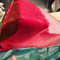 豆福のお刺身、お魚は天然のこだわり。鮪もこだわり。