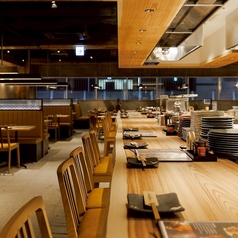 お一人様も大歓迎！仕事帰りのサク飲みにも◎一品料理と種類豊富なドリンクをお楽しみいただけます。ぜひ、お気軽にお立ち寄りください♪【大阪/大阪駅/なんば/難波/心斎橋/昼飲み/焼き鳥/串/肉/釜めし/居酒屋/ランチ/女子会/飲み放題/誕生日/記念日/個室/鍋/接待/忘年会/新年会/宴会】