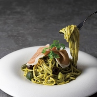 こだわりのスイーツやお食事メニューも◎