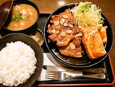 トンテキW(お肉2倍盛り)と揚げ立て厚揚げ定食