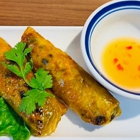 カリカリ、ジューシーなベトナム春巻♪特製ダレ付