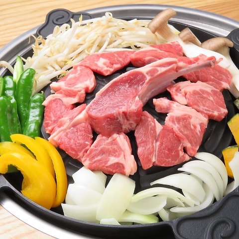 関西で希少な国産サフォークジンギスカン、国産牛・豚＆季節の彩り野菜のセイロ蒸し