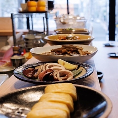 お酒に合うお料理、揃えております♪