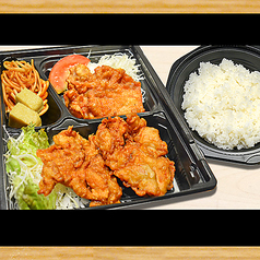 美味しさとボリュームにこだわった伝説の若鶏唐揚弁当