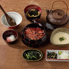 和牛ととろろのひつまぶし御膳