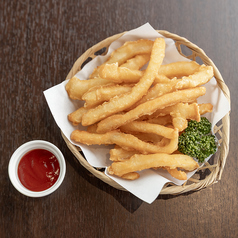 手作り皮付きポテトフライ