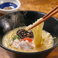 鶏油香る鶏白湯ラーメン