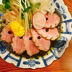合鴨ロース焼き 生黒胡椒と青山椒ジェノベーゼ