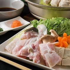 淡泊ながら奥深い旨みが魅力のふぐちり鍋の写真