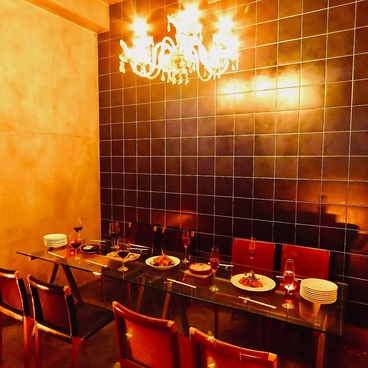 Dining Bar uccello ダイニングバーウチェッロの雰囲気1