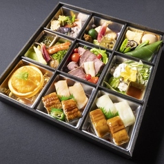 極弁当（煮物椀・茶碗蒸し付き）