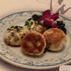 93.焼き小籠包 (4ヶ)