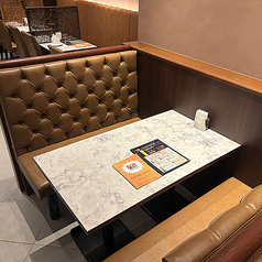 お仕事のお打ち合わせや会社帰りのお食事などにも、どうぞお気軽にご利用ください。