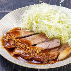 厚豚生姜焼き（ご飯・小鉢・みそ汁付）の写真