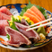 産地直送の新鮮な魚介を使用しております!素材だけでなく調理法や盛り付けにもこだわっております!当店名物の進化系寿司・刺身・焼きなどでご提供しておりますので、新鮮な味わいをぜひ達磨酒場でご堪能ください!