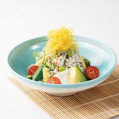 ・夏の豆腐サラダ　6月～8月