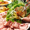 料理メニュー写真 豚の三段バラセット(2人前より）