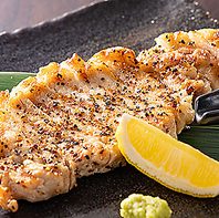 お酒との相性抜群！一品料理も種類豊富にご用意