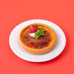 いちごとピスタチオのクリームブリュレ