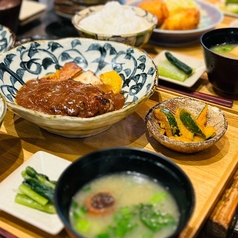 ワレもこウの特集写真