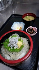 海鮮丼