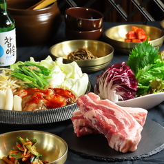 KOREAN DINING ミリネのコース写真