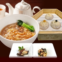 濃厚白湯フカヒレつゆそば御膳