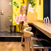 段差が少なく設計されており、店内はバリアフリー対応をしております。車椅子でそのままスムーズに入店が可能です◎どなた様にもストレスなく、本格欧風カレーを楽しんでいただける空間づくりを心掛けています。ベビーカーでの入店も可能ですので、ご家族皆様でご来店ください。