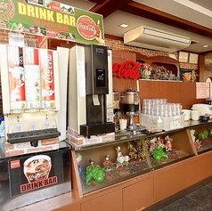 【セルフサービスで嬉しい♪ドリンクバーもあります☆】