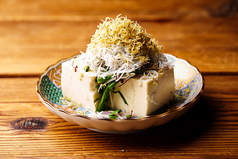 釜揚げしらすと揚げジャコの薬味やっこ