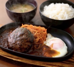 手ごねハンバーグステーキ定食