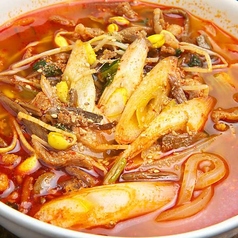 韓国の魅力を詰め込んだ多彩な一品料理も充実♪