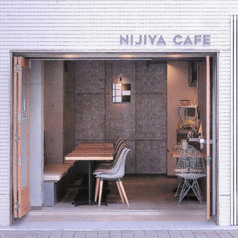 NIJIYA cafe&diningの外観1