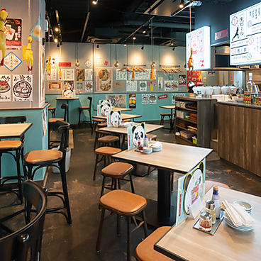 ニュー台湾酒場 クマネコパンチ 名駅店の雰囲気1