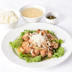 ボリューム満点の中華定食！