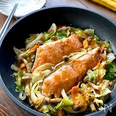 紅鮭切り身ちゃんちゃん焼き