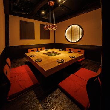 くいもの屋 わん 新橋店の雰囲気1