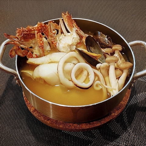 Ramen&Bistro Crab Club 