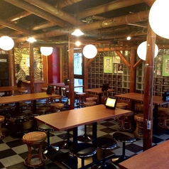 みんなでワイワイできるテーブル席をご用意