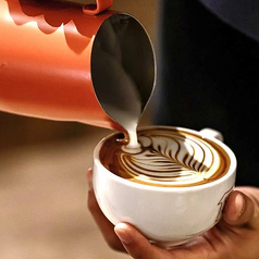 ラテアートや季節限定ドリンク