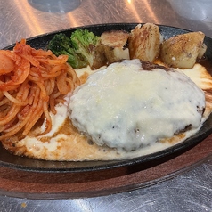 鉄板焼 とろりチーズハンバーグ\ライス付き