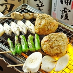 自慢の料理とご一緒に種類豊富なお酒をお楽しみ下さい！