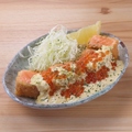 料理メニュー写真 厚切りサーモンレアかつ