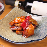 創作料理以外にも、お馴染みの中華料理メニューも豊富。