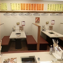 ■ボックス席（2～4名）ご家族/カップル/同僚/友人/女子会などなど...様々なシーンでご利用いただけます♪